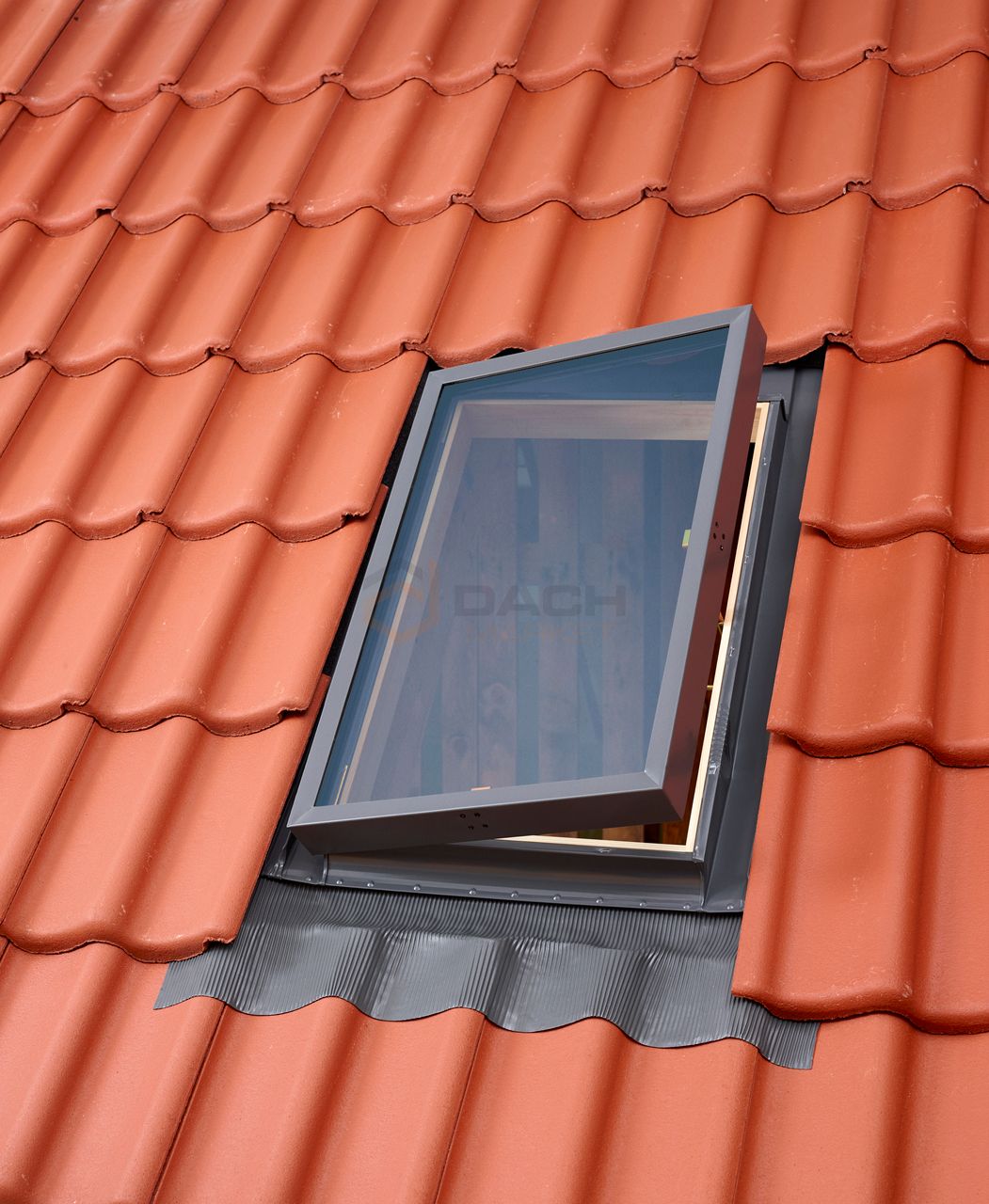 Wyłaz dachowy Velux VLT